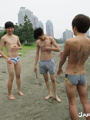 Odaiba Beach Boyz: The Contest Winner Arrives In Japan